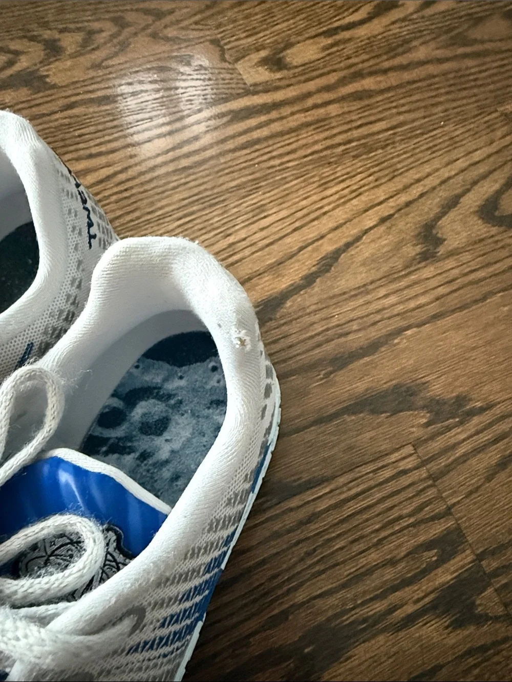 Nike JA 3SE White Kids Sneakers with Blue and Red Accents